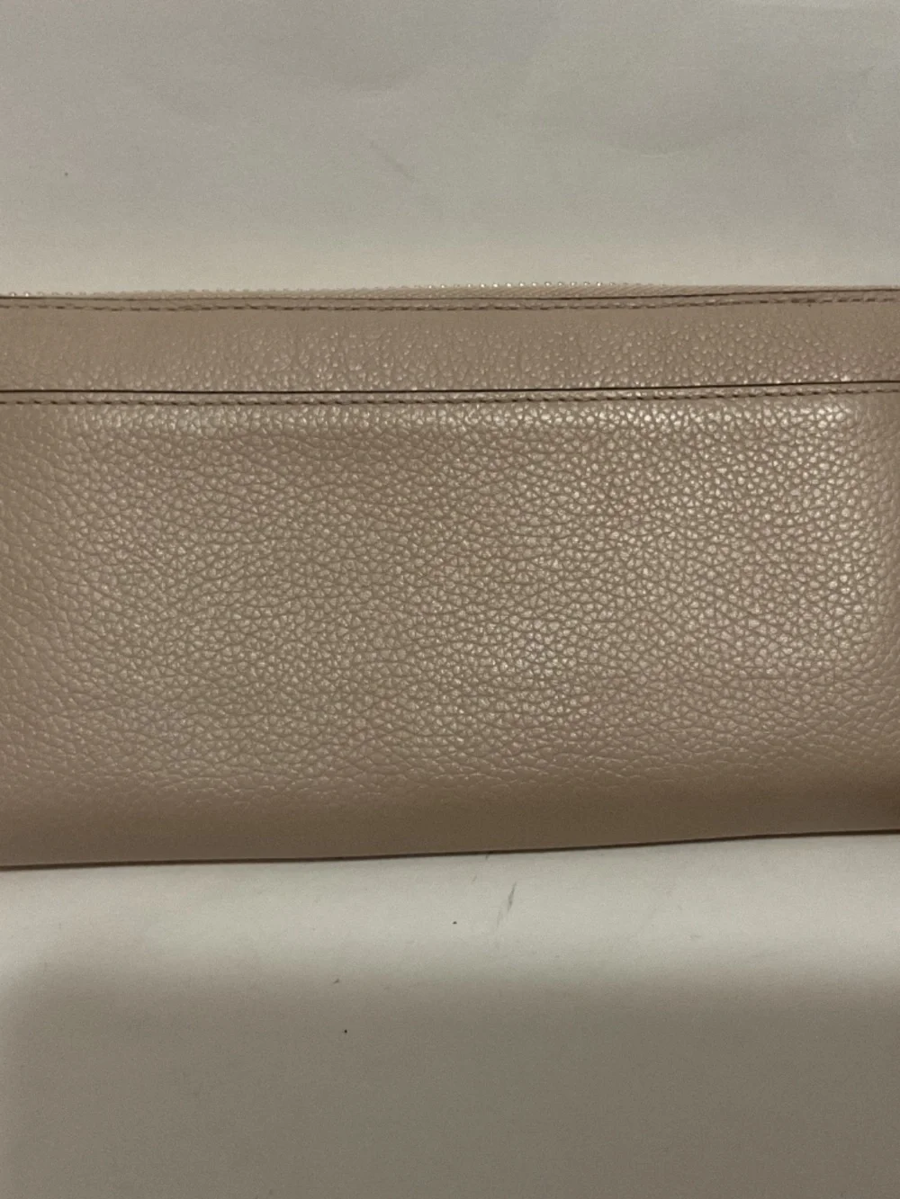 NWOT Kate Spade Laurel Way Neda Large Saffiano Leather Wallet, Beige